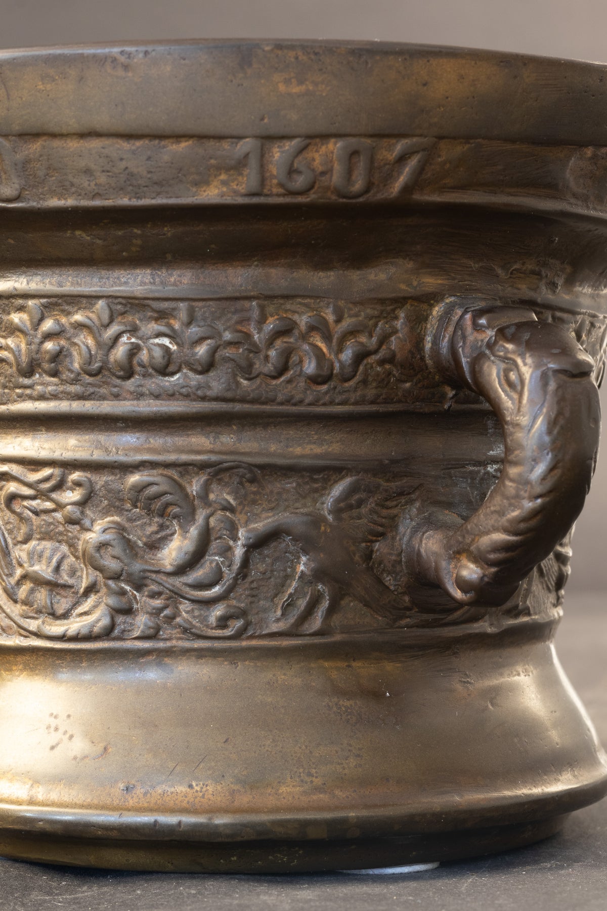 Dekorative bronzene 19.-Jh.-Schraubzwinge nach Henrick ter Horst (1607)