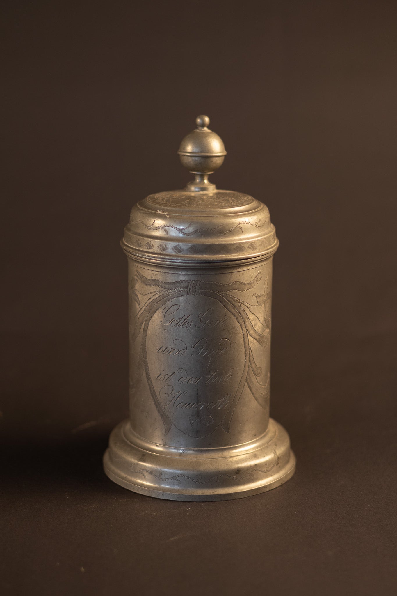 Antieke Duitse Tinnen Walzenkrug / Klepkan – Gedateerd 1836 – Biedermeier