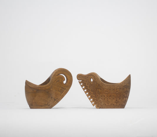 Handgeschnitzte Hirtenbecher