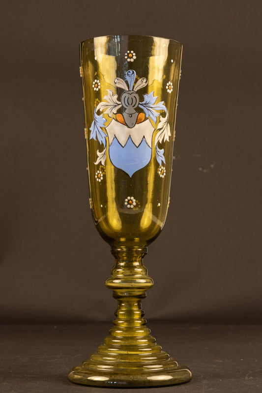 Antiek Historisme Bokaalglas met Wapen & Emailbeschildering – Duitsland / Bohemen, ca. 1880–1900