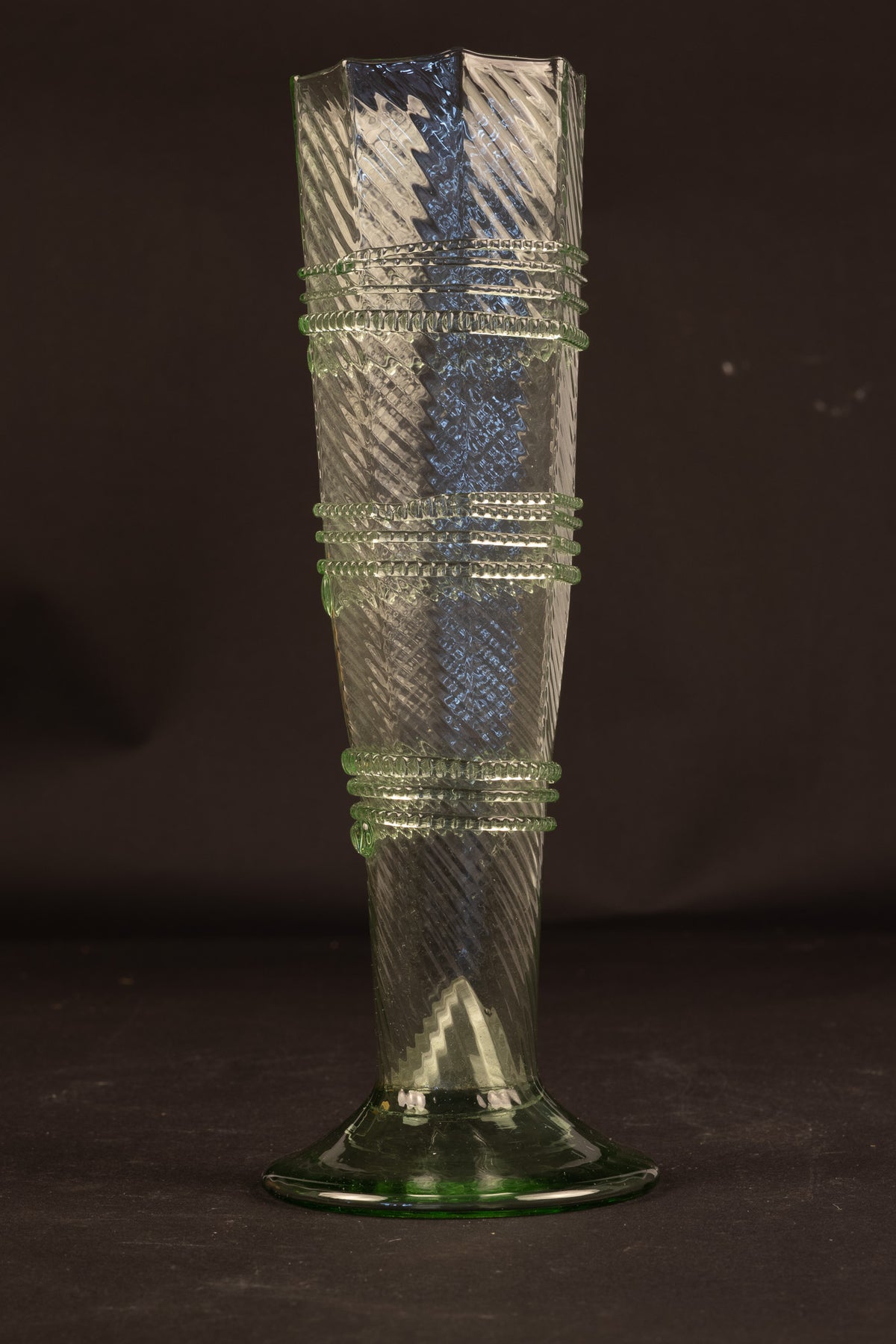 Zeldzaam achtkantig Historisme Waldglas Passglas – Duitsland/Bohemen, ca. 1880–1900