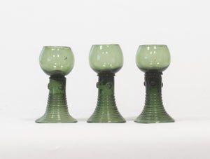 3 groenglazen roemers