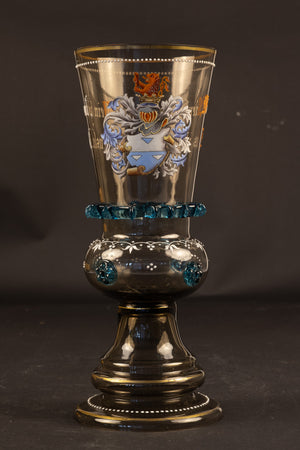 Grote antieke Historismus roemer / pronkbeker met wapenschild en drinkspreuk – Duitsland/Bohemen, ca. 1890