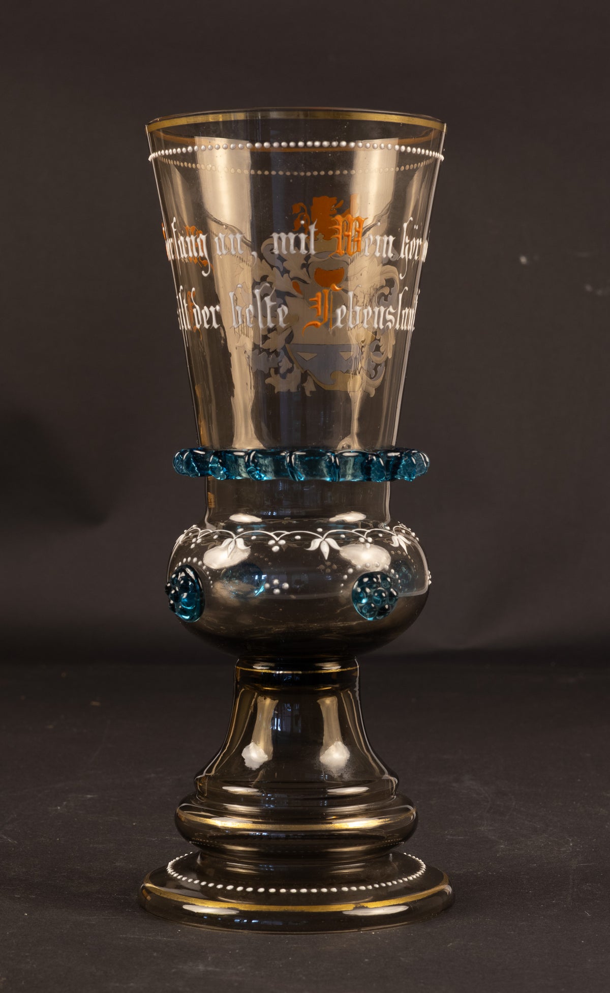 Grote antieke Historismus roemer / pronkbeker met wapenschild en drinkspreuk – Duitsland/Bohemen, ca. 1890