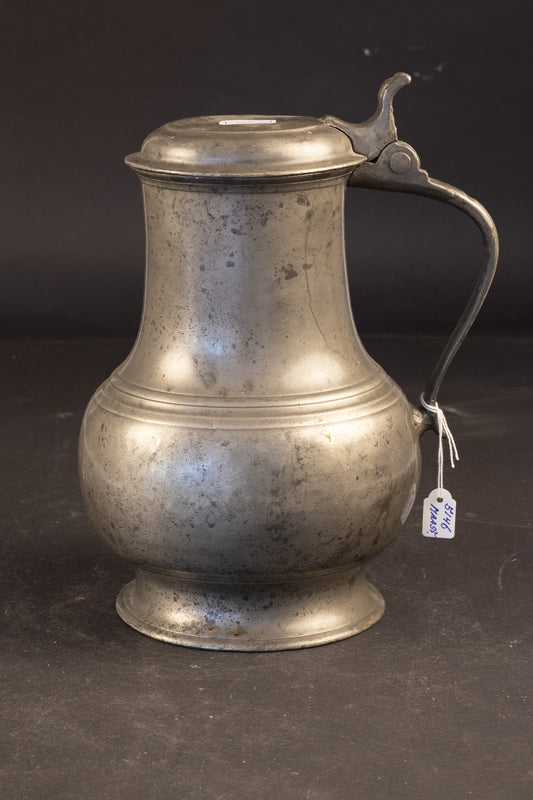 Zware 18e-eeuwse tinnen dekselkan / schenkkan – Maasland / Luik / Maastricht – ca. 1730-1760 (1371 g)