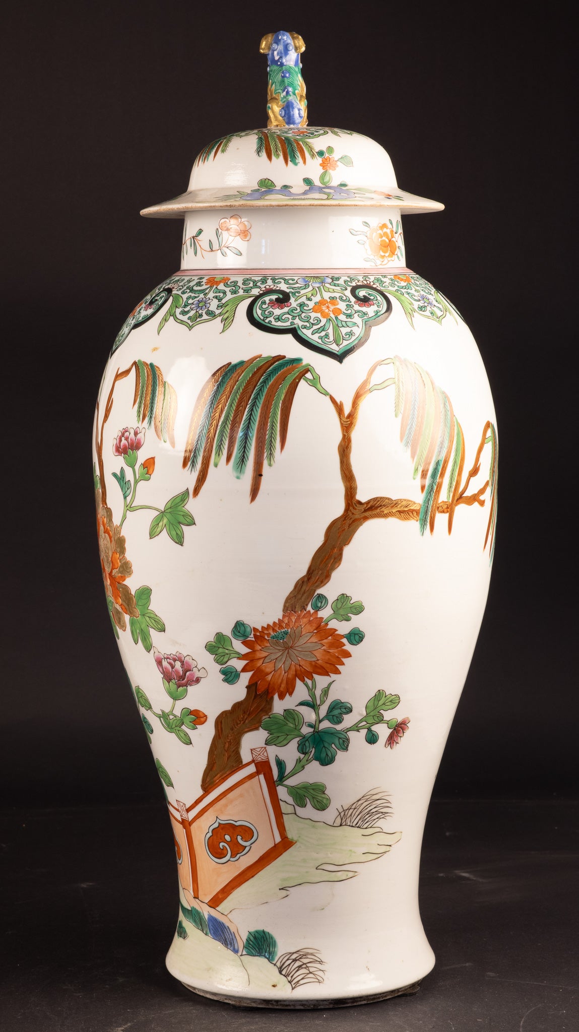 Große monumentale Famille-Rose-Balustervase mit Deckel – Edme Samson & Cie (Paris) – ca. 1880–1900