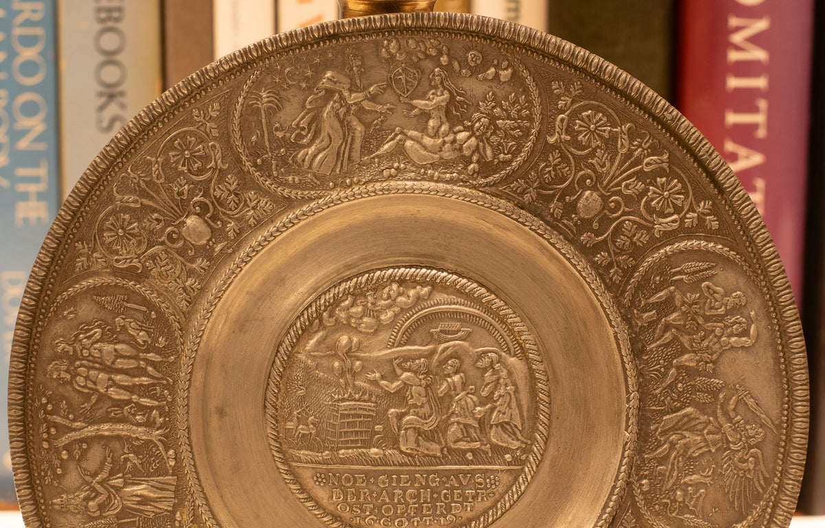 Seltene Reliefschale aus Zinn („Noahteller“ / Edelzinn-Teller) – datiert 1619, nach Hans Spatz (Nürnberg), 17. / frühes 18. Jahrhundert
