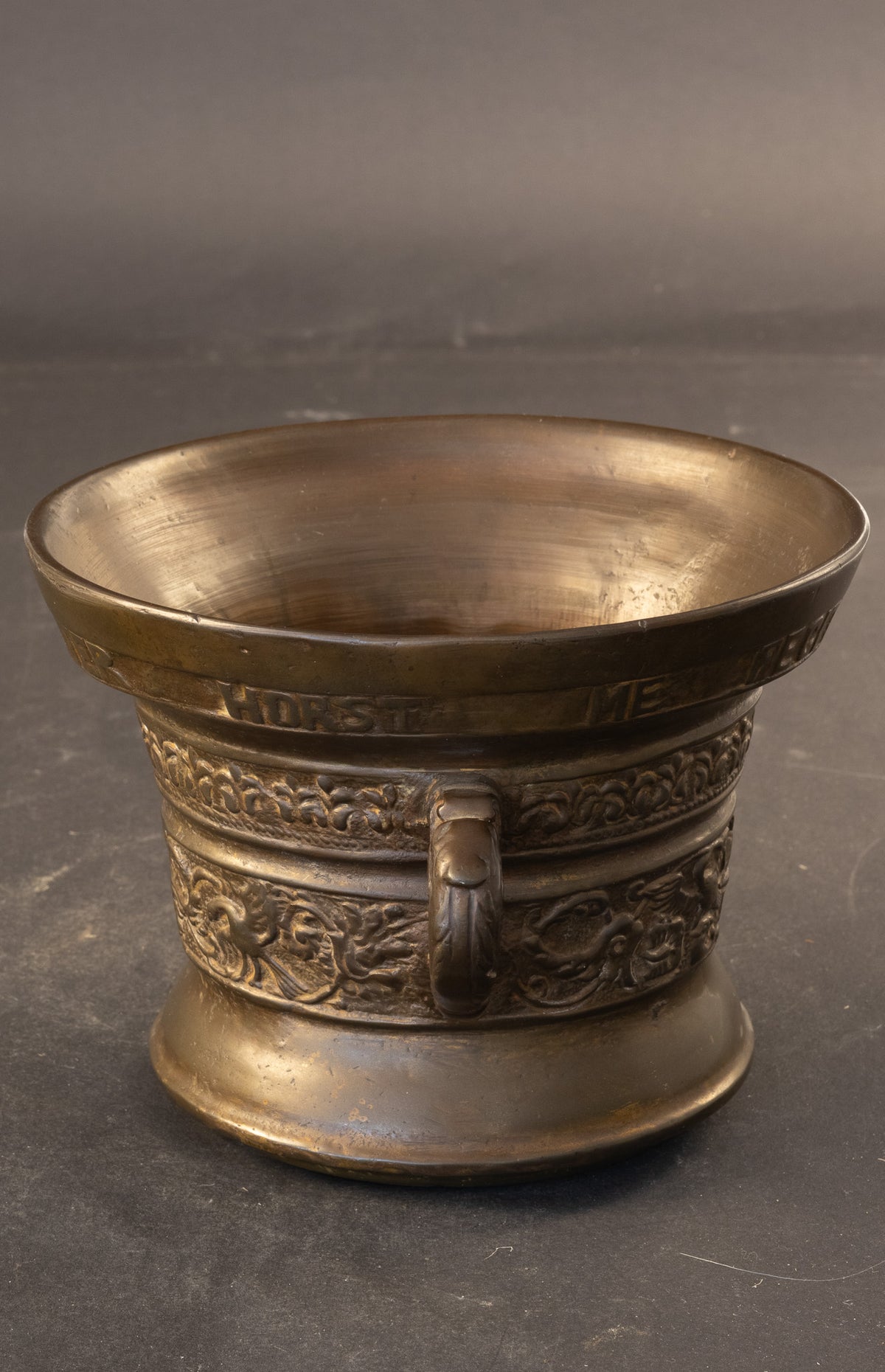Dekorative bronzene 19.-Jh.-Schraubzwinge nach Henrick ter Horst (1607)