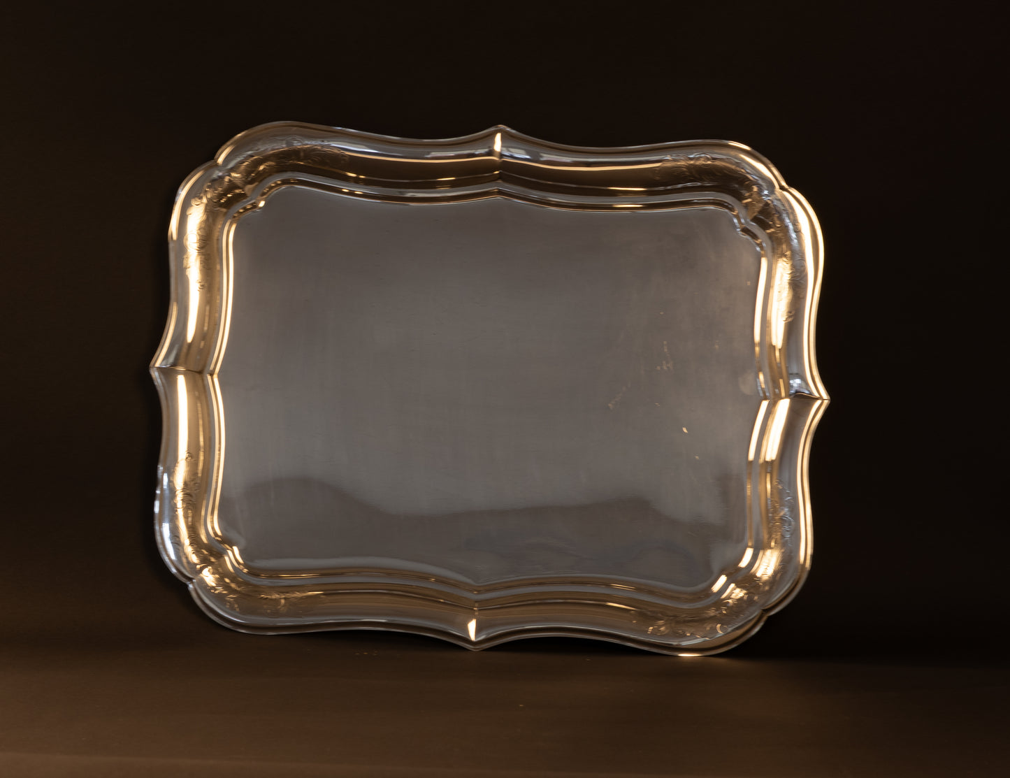 Exklusives silbernes Serviertablett – J.M. van Kempen (1862)