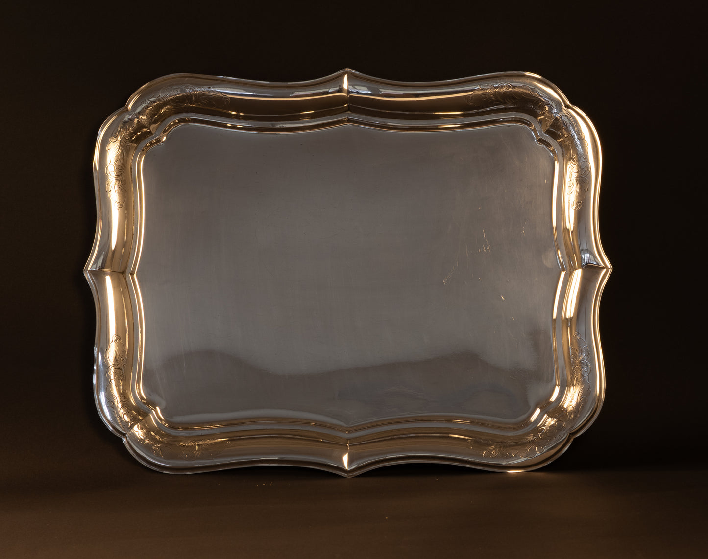 Exklusives silbernes Serviertablett – J.M. van Kempen (1862)