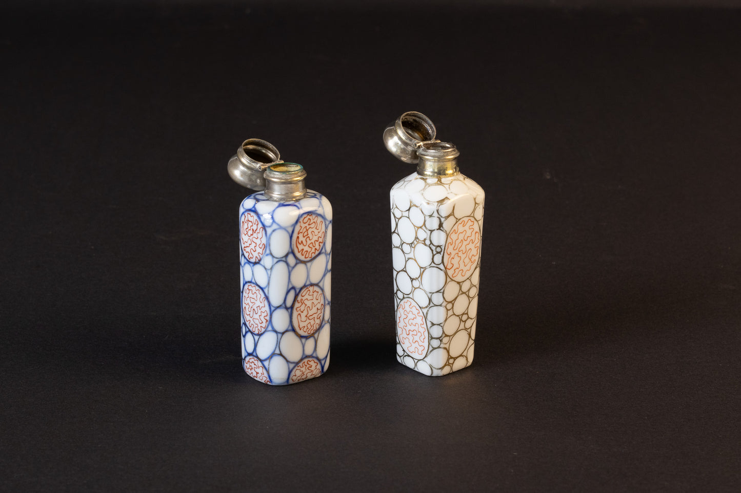 Set van 2 Antieke Schoenau Bros. Parfumflacons – ca. 1910