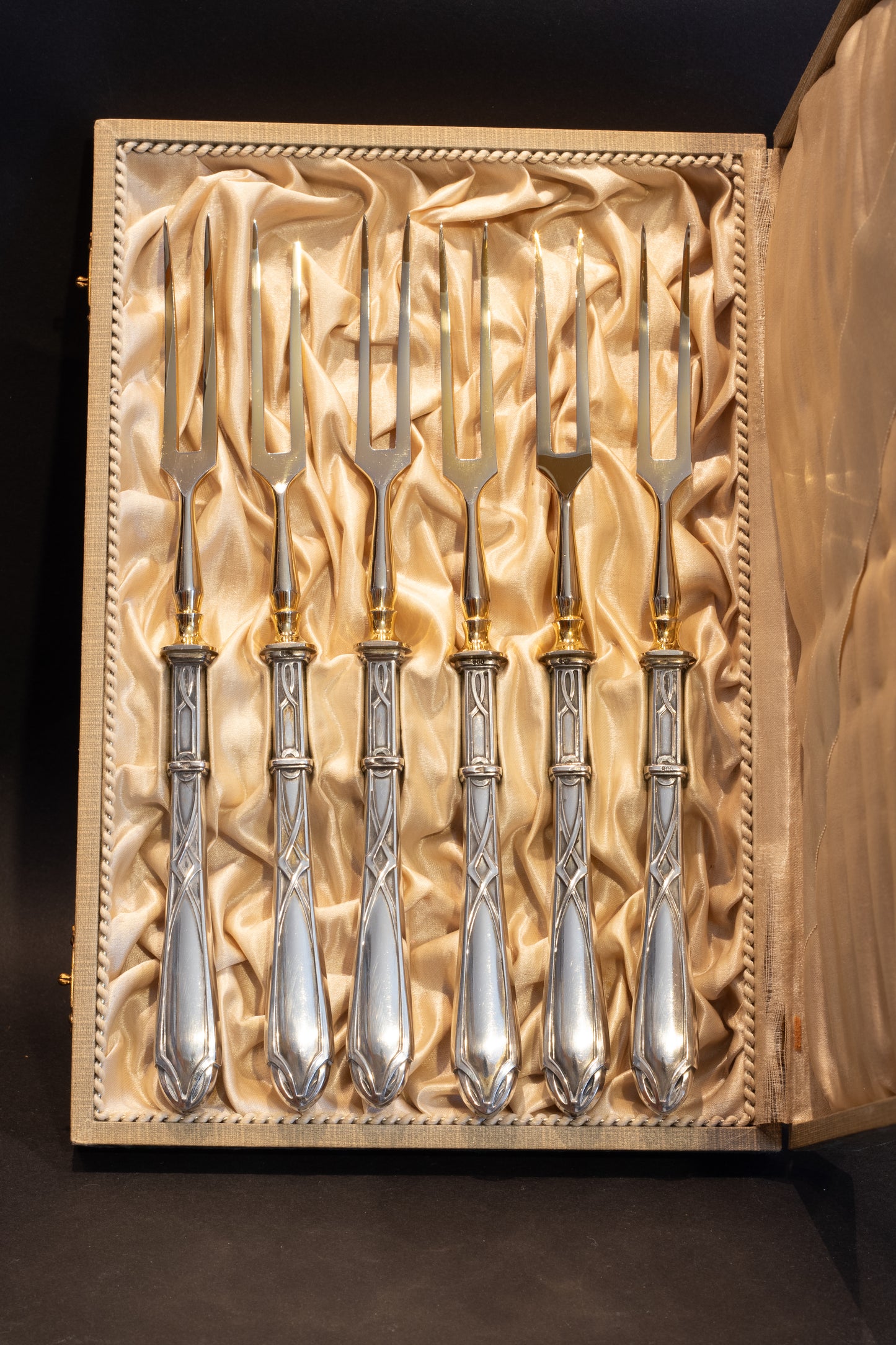 Antieke Duitse Dinervorken – Massief 800 Zilver met Vermeil
