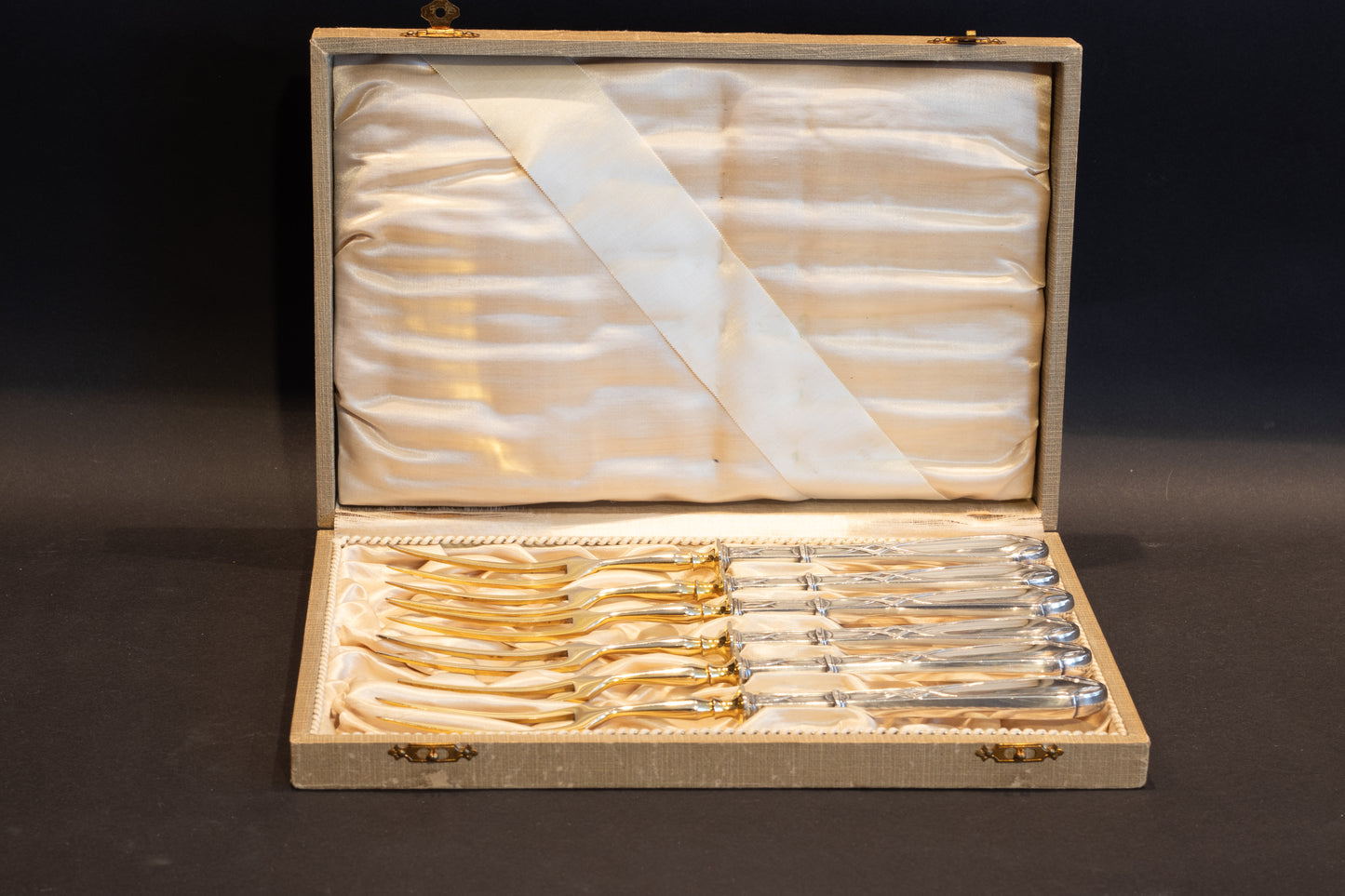 Antieke Duitse Dinervorken – Massief 800 Zilver met Vermeil
