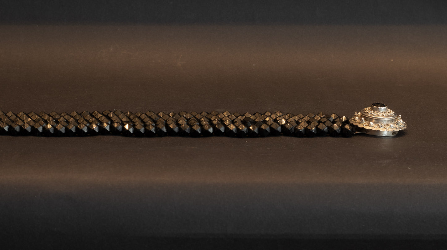 Antiek Zeeuws Gitten Collier – 5-rijig – Zilveren Sluiting (4 cm) – Arie Pluut Sr.