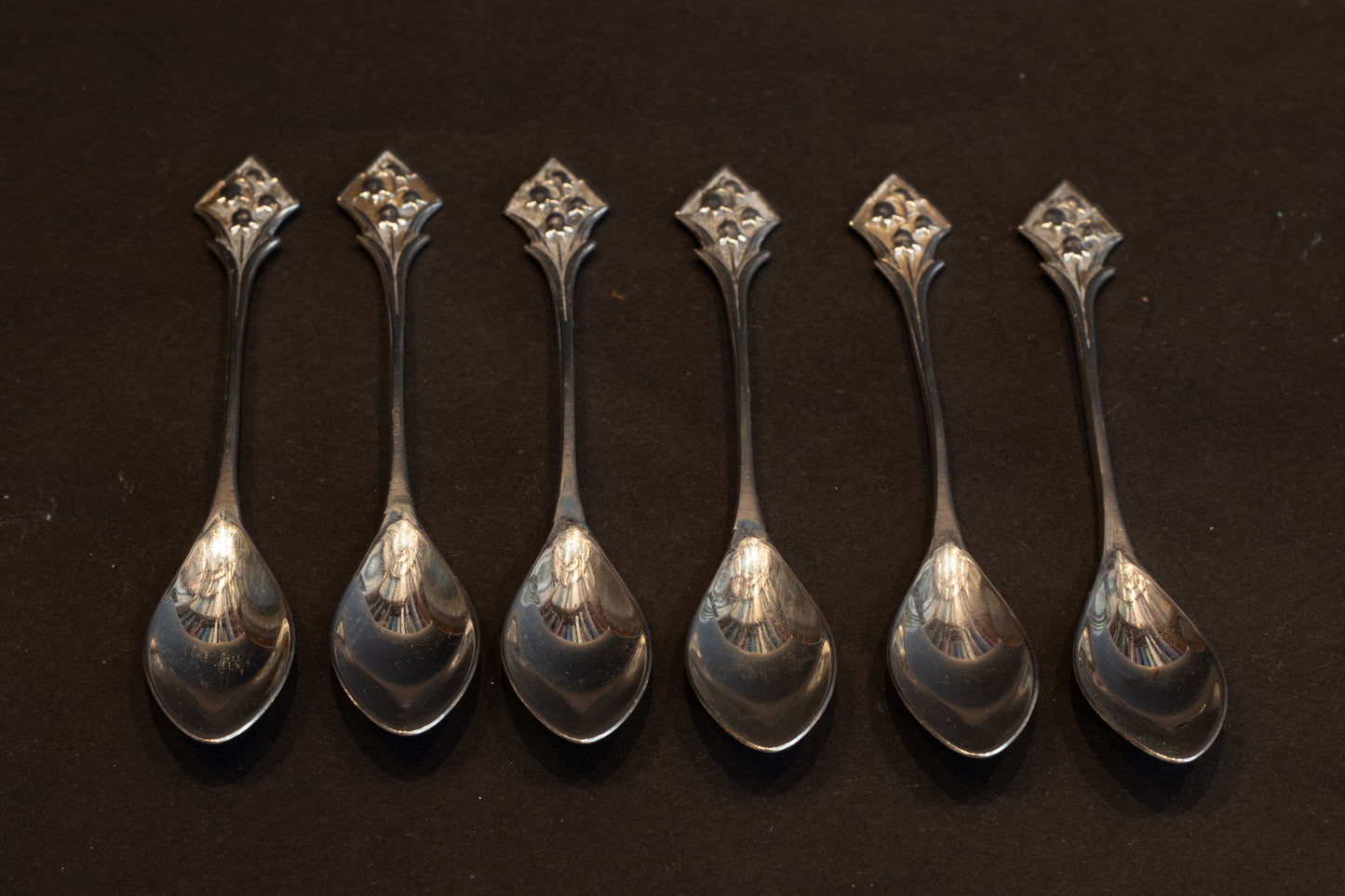 Set van 6 Antieke Zilveren Theelepels – Zilversmederij "Hollandia" Zutphen
