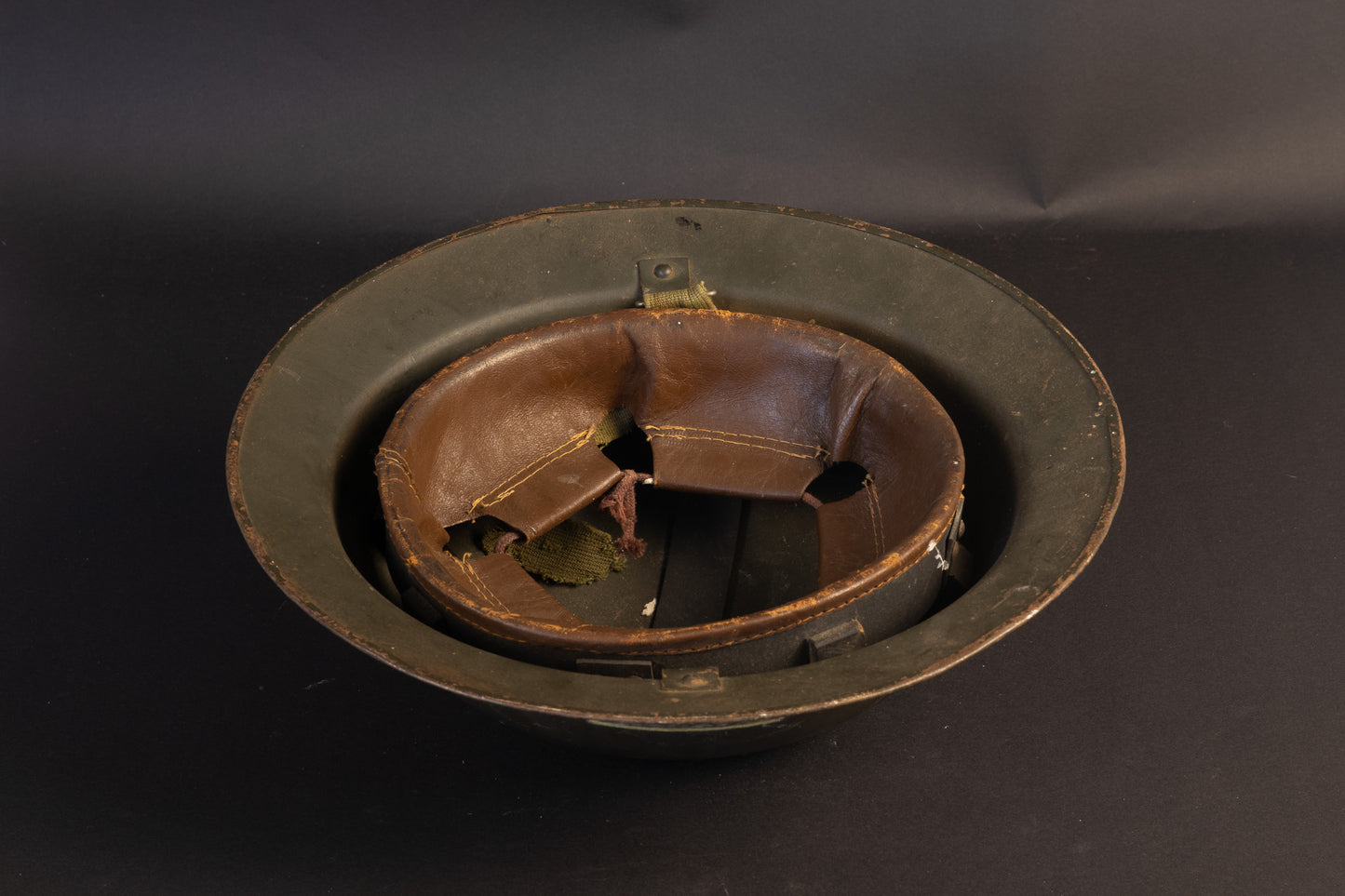 Zeldzame Belgische M1949 Helm – 428th Air Base – ABL 1950