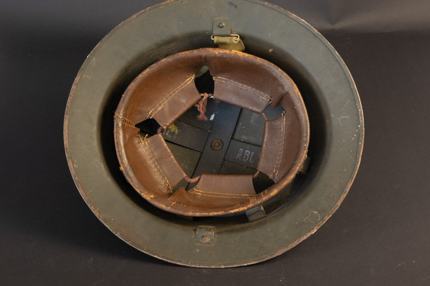 Zeldzame Belgische M1949 Helm – 428th Air Base – ABL 1950