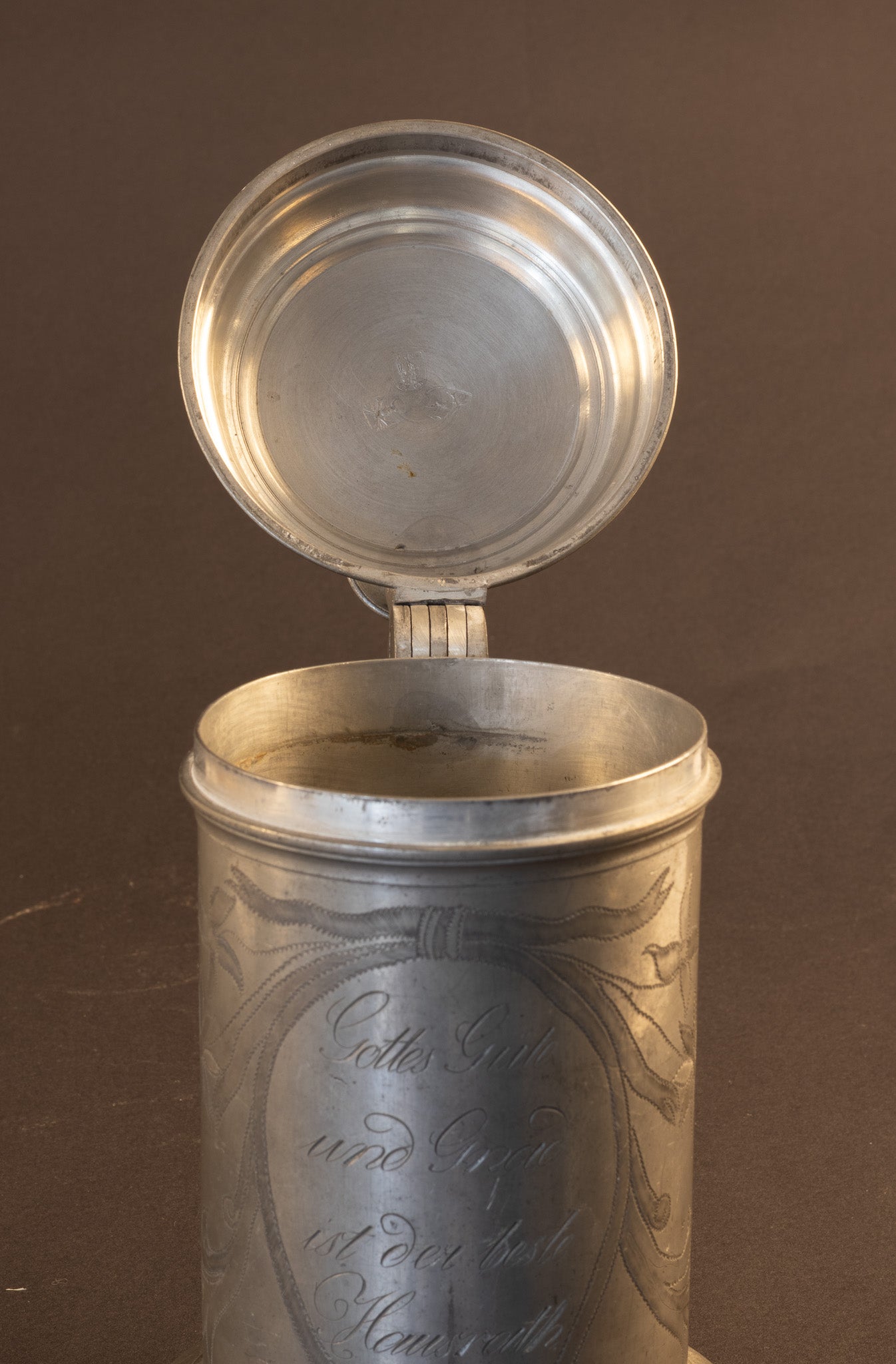 Antieke Duitse Tinnen Walzenkrug / Klepkan – Gedateerd 1836 – Biedermeier