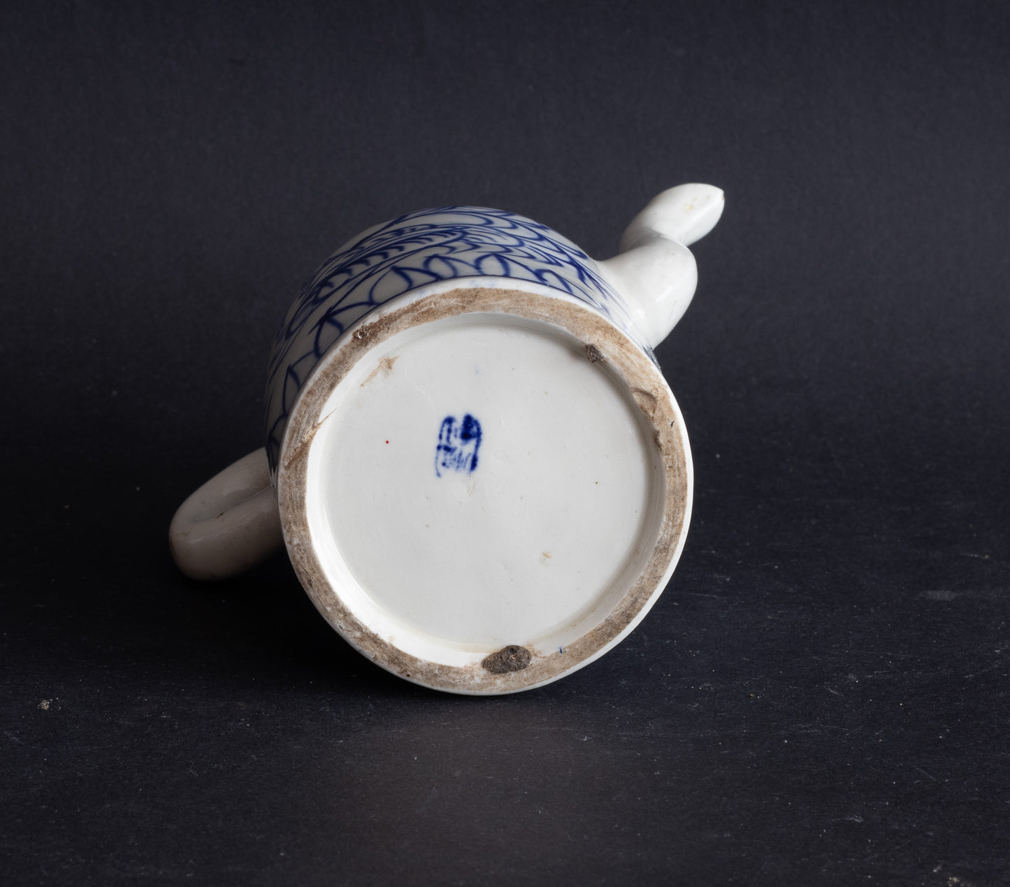 Antieke Aziatische Blauw-Wit Keramische Waterdruppelaar / Schenkkannetje – 19e Eeuw