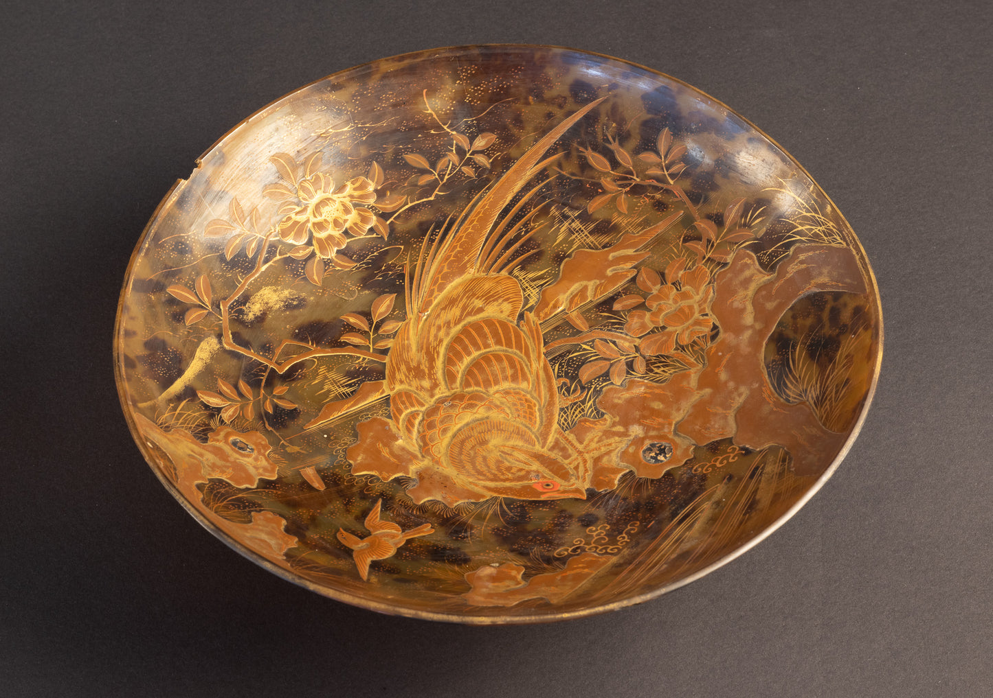 Antiek Japans lakwerk bord met goud-makie – Meiji/Taisho-periode