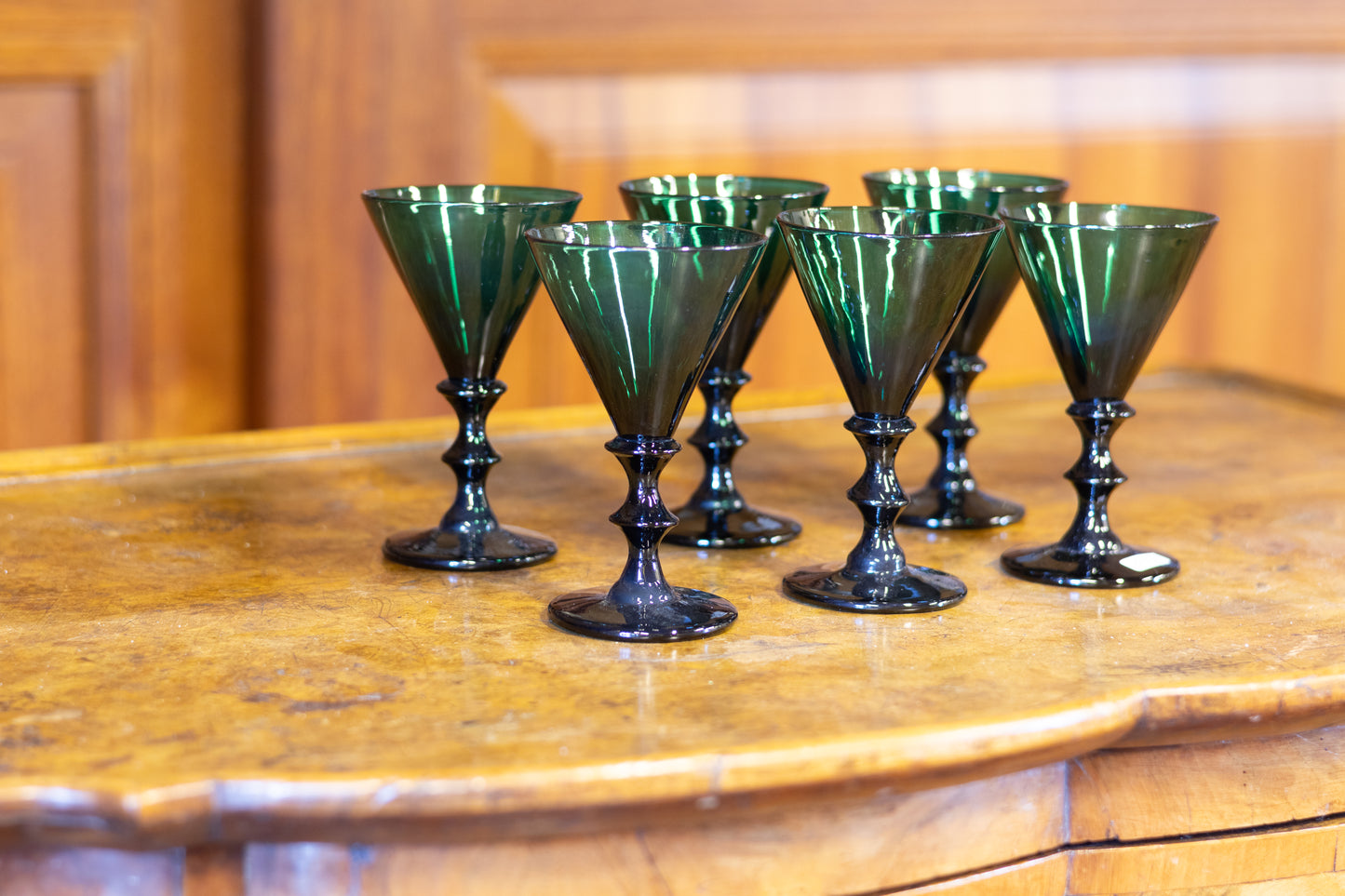 Set van 6 Antieke Groene Kelkglazen – Circa 1900