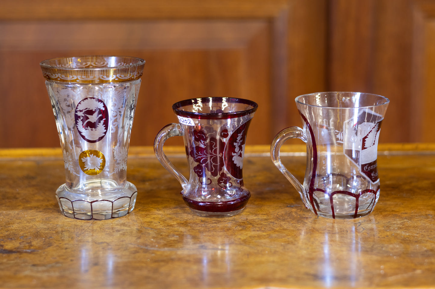 Prachtig Trio 19e-Eeuws Biedermeier Glaswerk – Boheems Kristal