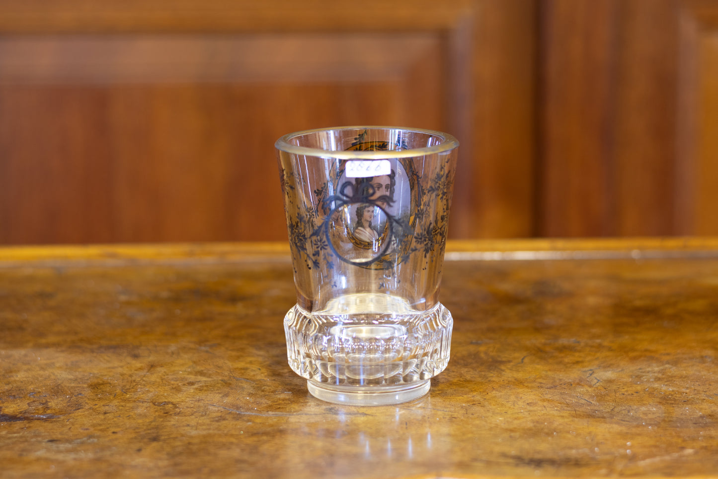 Biedermeier "Vexierglas" met Optische Verkleiningslens en Handgeschilderd Portretminiatuur