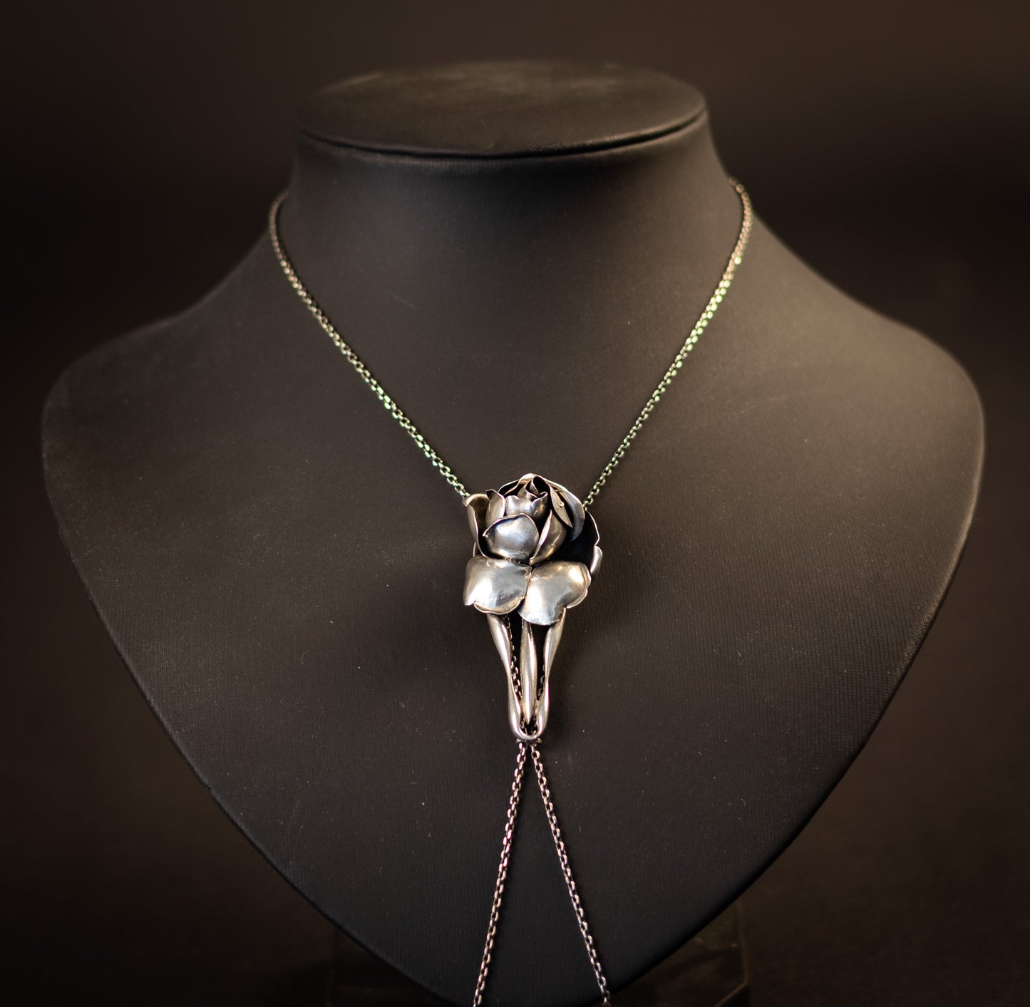 Antieke Zilveren Lariat Schuifketting – Jugendstil Roos