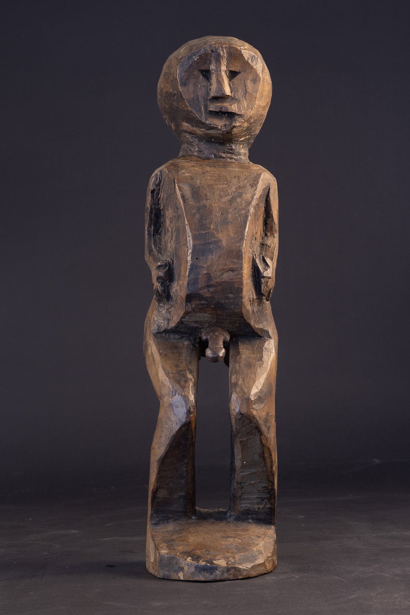 Brutalistisch Tribaal Houten Mensfiguur – Etnografisch Sculptuur – 46 cm