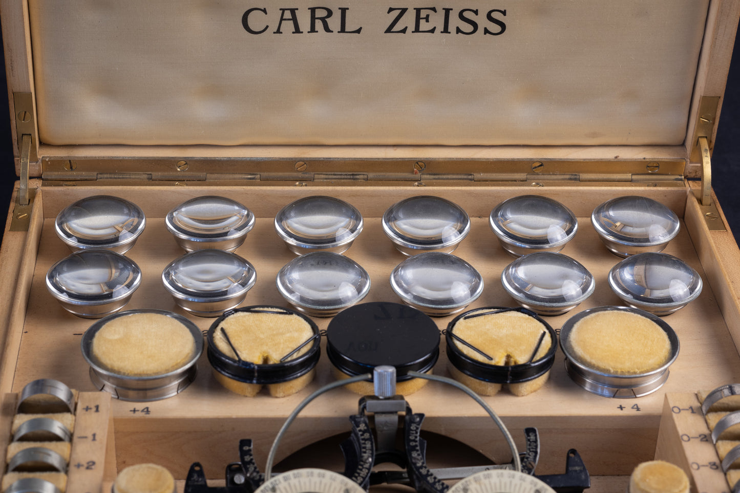 Carl Zeiss Jena - Trial Lens Set "Fernrohrbrillen" (Probierkasten) for Severe Myopia - ca. 1912-1920