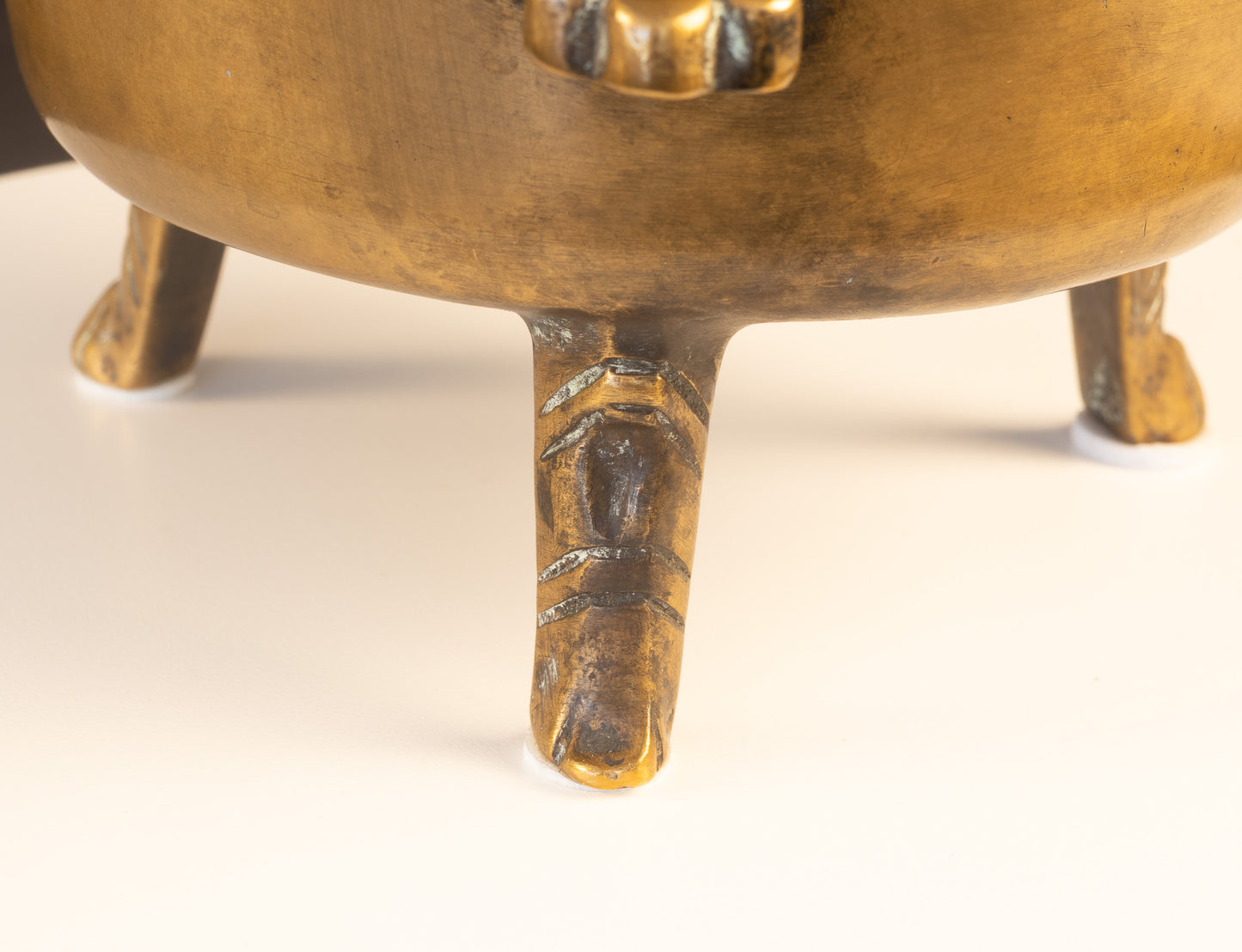 Zeldzame 16e-eeuwse messing dekselpot ('Spanische Suppenschüssel') – ca. 1500–1600