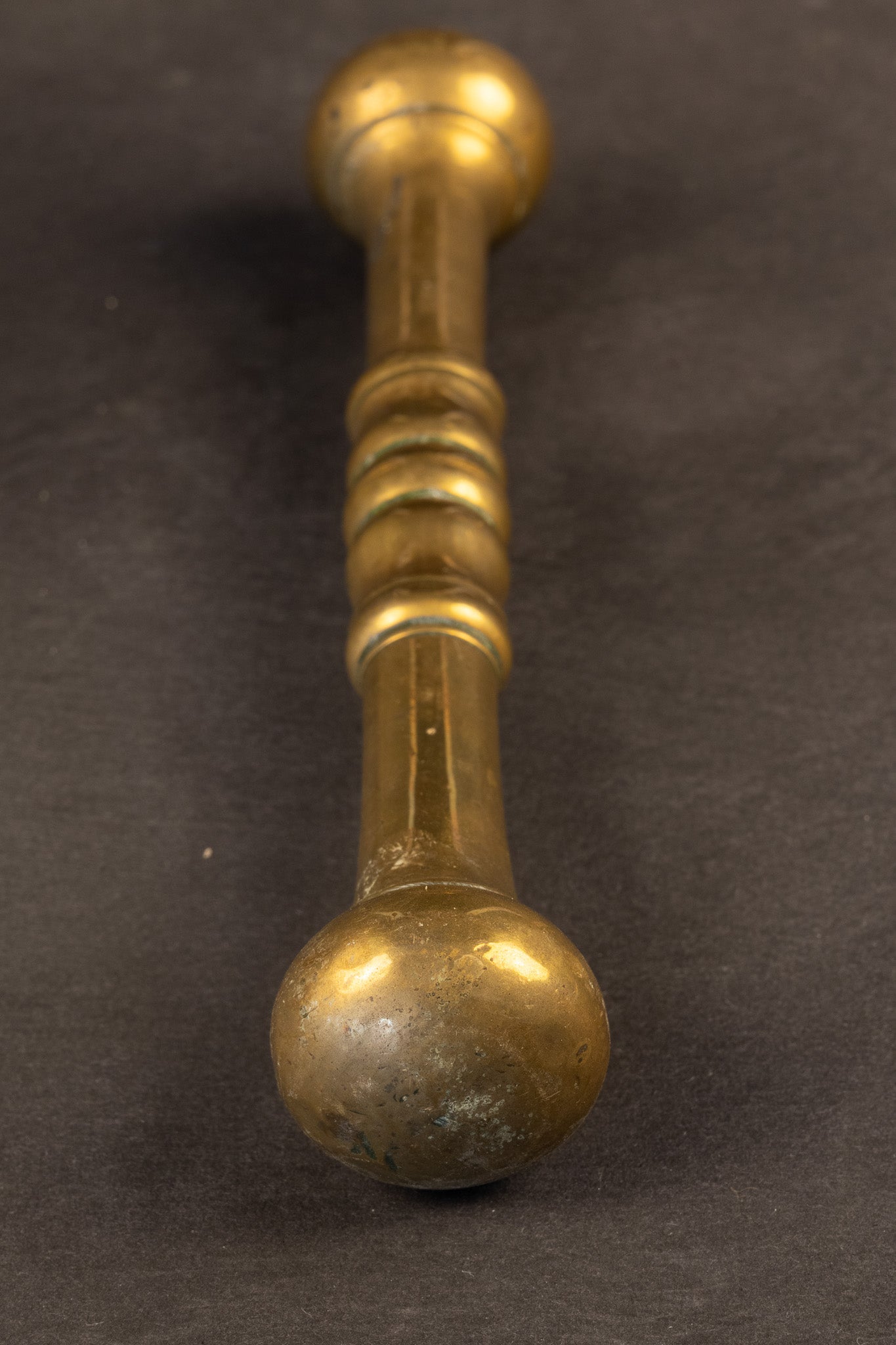 Zeldzame 17e-eeuwse bronzen vijzel met stamper – Toegeschreven aan Henrick ter Horst, Deventer (1652)