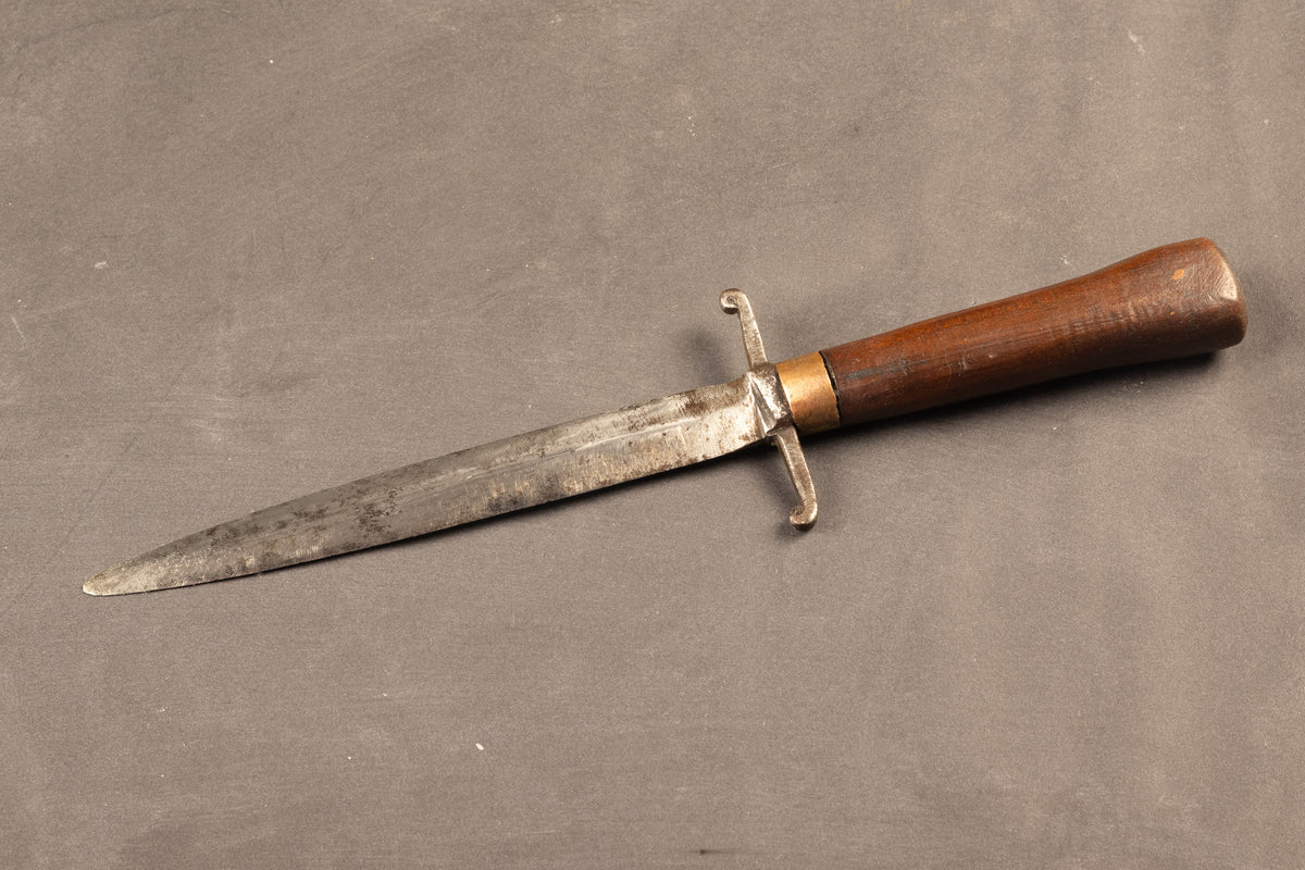 Antieke Franse Steekdolk met Gildekeurmerk 'Au Fusil' – Thiers, ca. 1800–1840