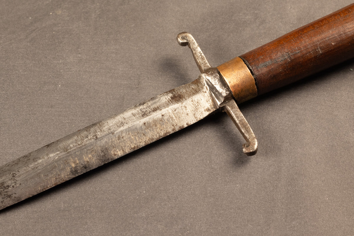 Antieke Franse Steekdolk met Gildekeurmerk 'Au Fusil' – Thiers, ca. 1800–1840