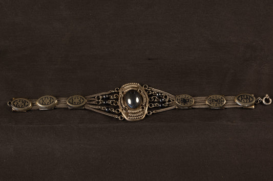 Antieke zilveren niëllo armband met cabochon – 900 zilver (ca. 1890–1920)
