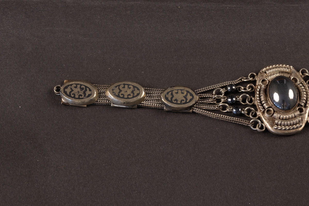 Antieke zilveren niëllo armband met cabochon – 900 zilver (ca. 1890–1920)