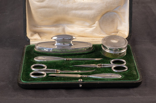 Antieke 6-delige Sterling Zilveren Manicureset in Originele Cassette – Birmingham 1917, Synyer & Beddoes