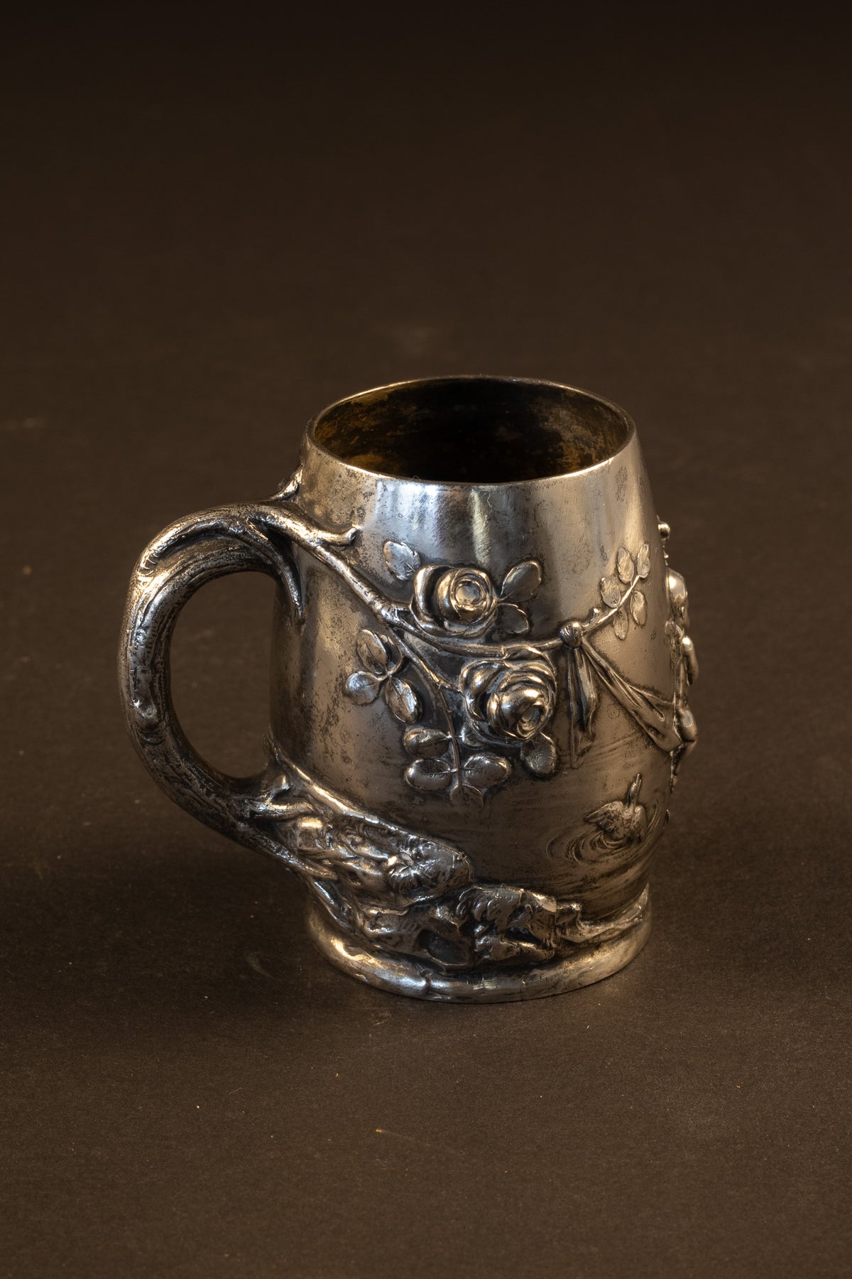 Antiek Jugendstil Kinderbekertje met Putti en Rozen – WMF (ca. 1900–1910)