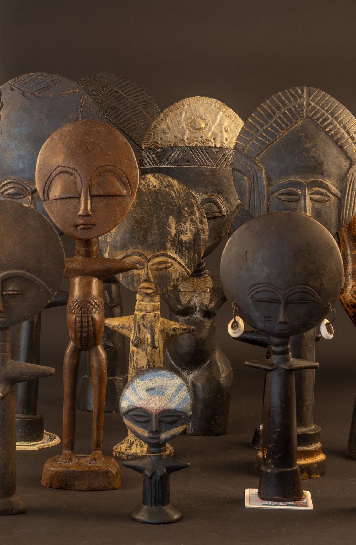 Uitzonderlijke Verzameling Ashanti / Akan Sculpturen (12-delig kavel) – Ghana, West-Afrika – 20e Eeuw