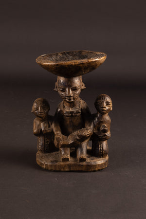 Antieke Yoruba Agere Ifá / Arugba – Rituele Offerschaal – Nigeria (20 cm)