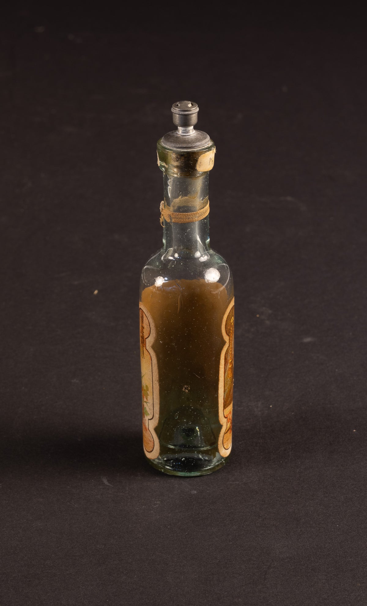 Charmante Antieke Parfumflacon “Duizend Bloemen Geur” | Belle Époque ca. 1900