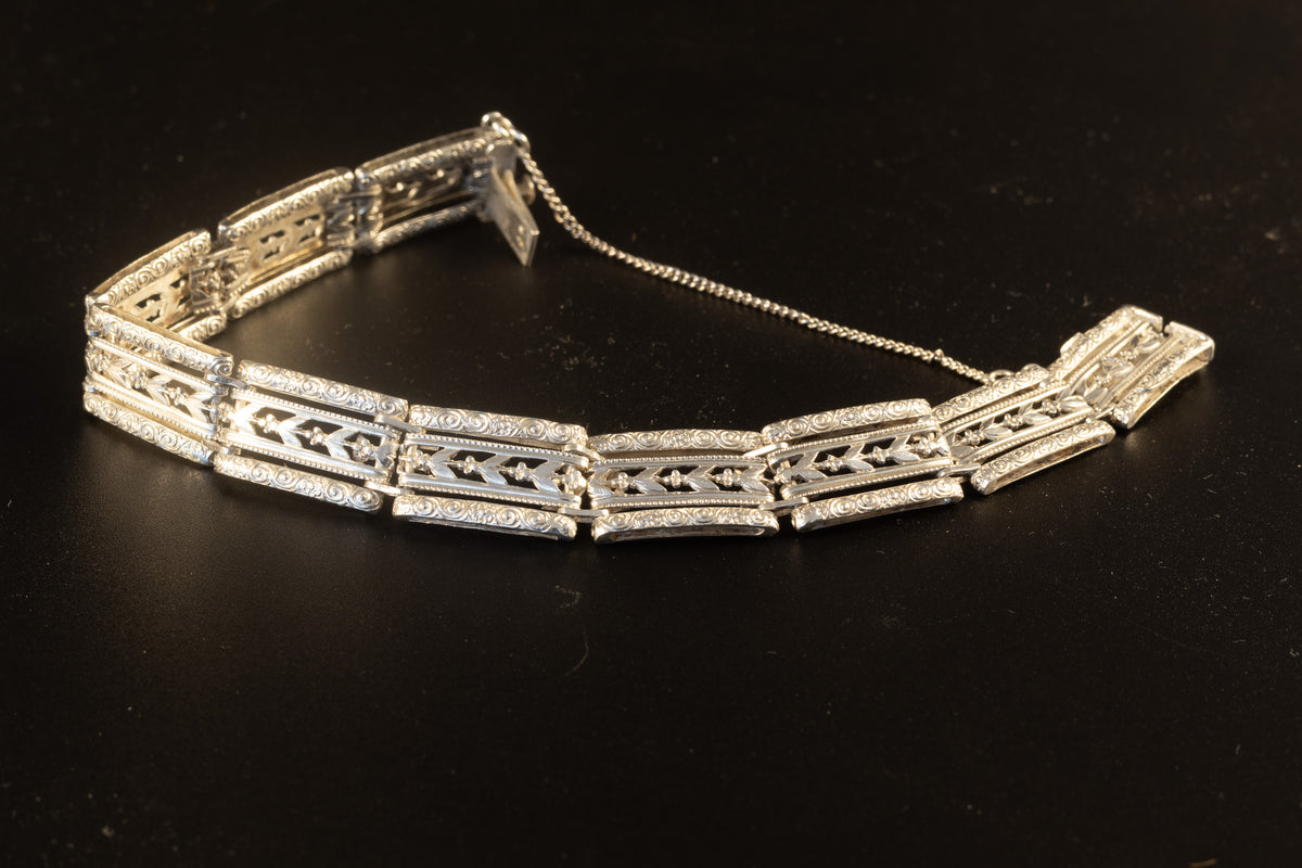 Franse Art Déco Zilveren Schakelarmband met Ajourwerk – ca. 1925 (18 g)