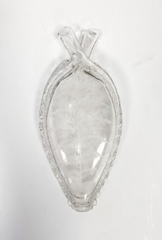 Gimmelflasche aus Glas mit Doppelausguss.