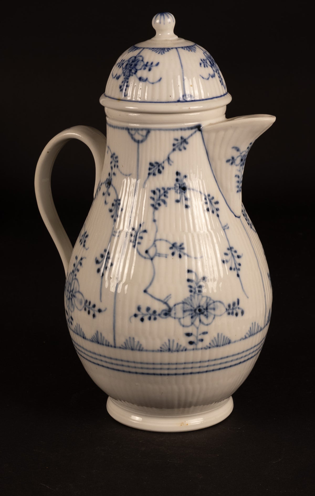Monumentale 18e-eeuwse Limbach porseleinen koffiekan – Strohblumenmuster – Ca. 1772–1788