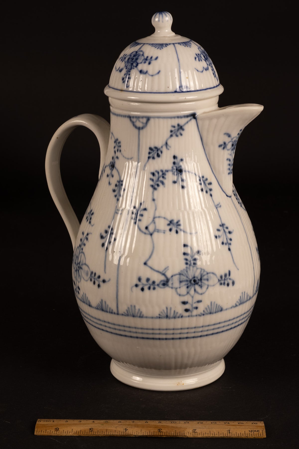 Monumentale 18e-eeuwse Limbach porseleinen koffiekan – Strohblumenmuster – Ca. 1772–1788