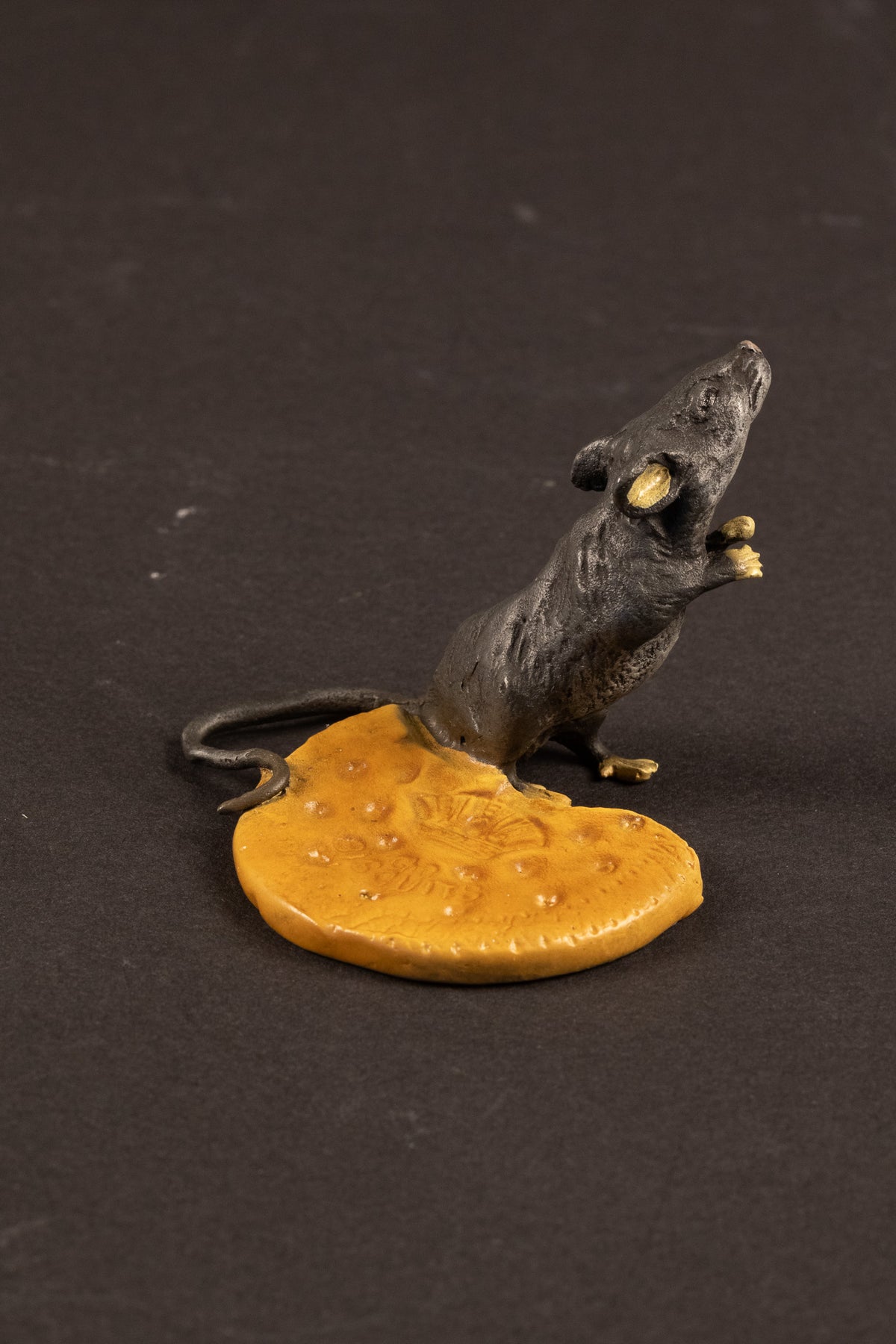 Originele Weense Brons – Franz Xaver Bergmann (1861–1936) – Muis op kaaspunt – Model 1273 – Ca. 1900