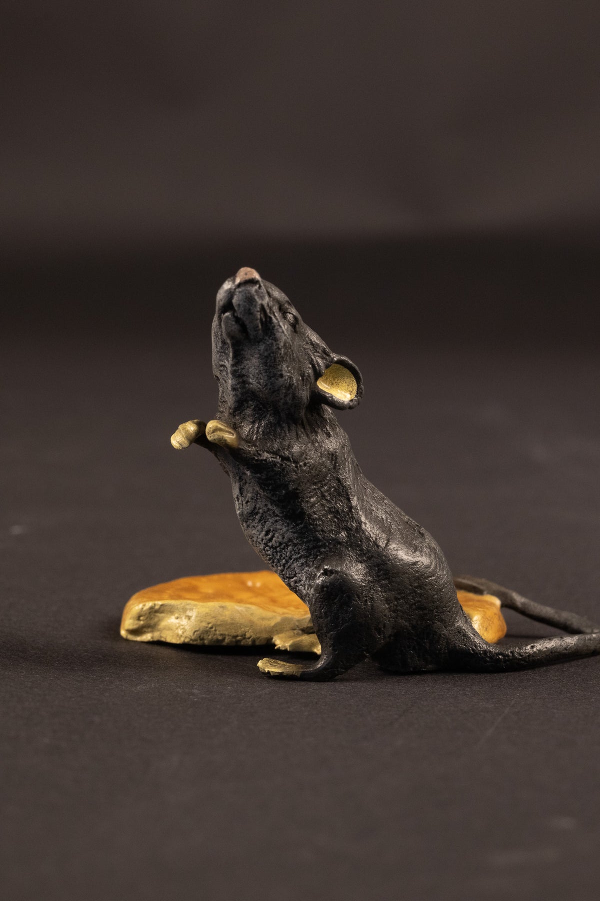 Originele Weense Brons – Franz Xaver Bergmann (1861–1936) – Muis op kaaspunt – Model 1273 – Ca. 1900