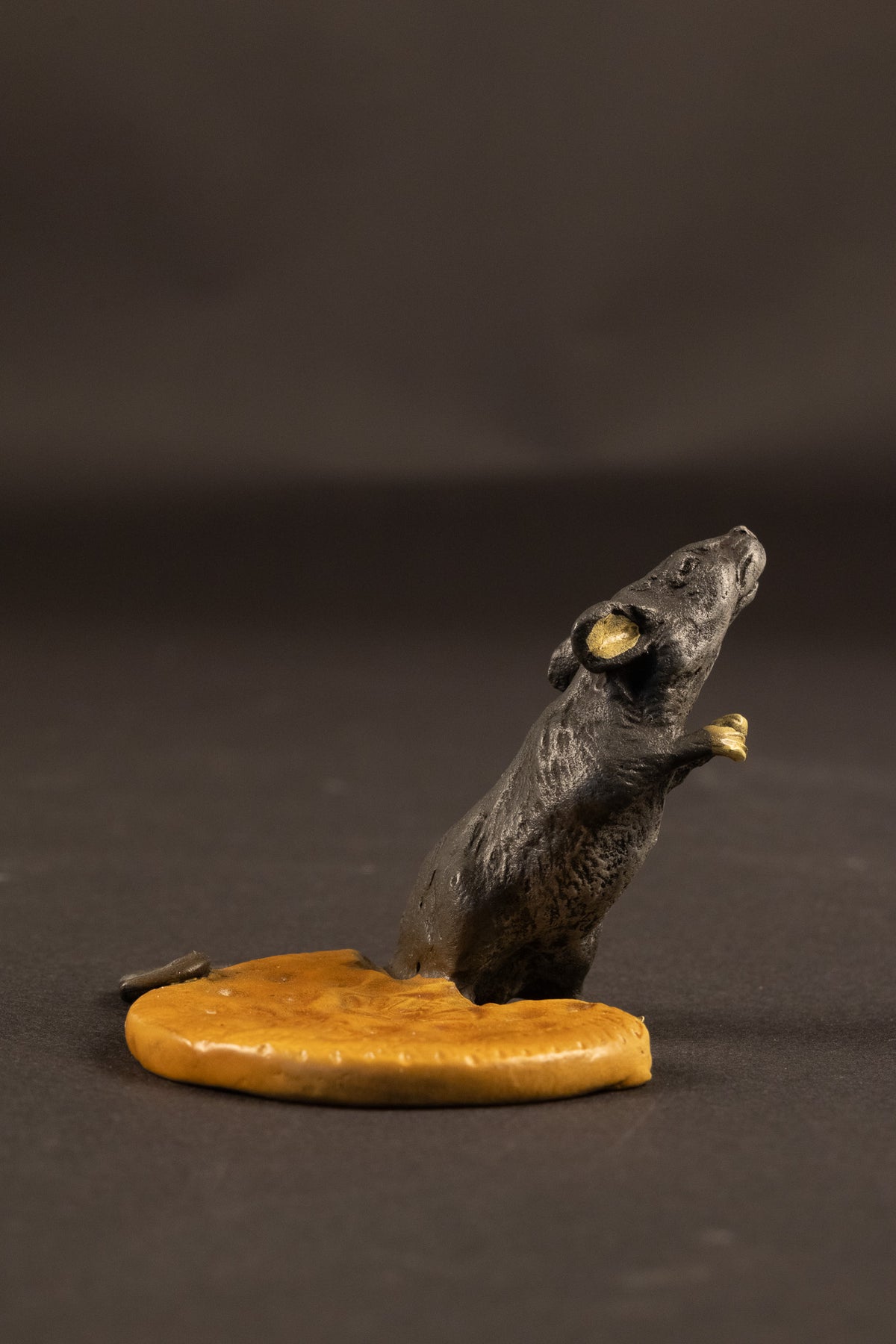 Originele Weense Brons – Franz Xaver Bergmann (1861–1936) – Muis op kaaspunt – Model 1273 – Ca. 1900
