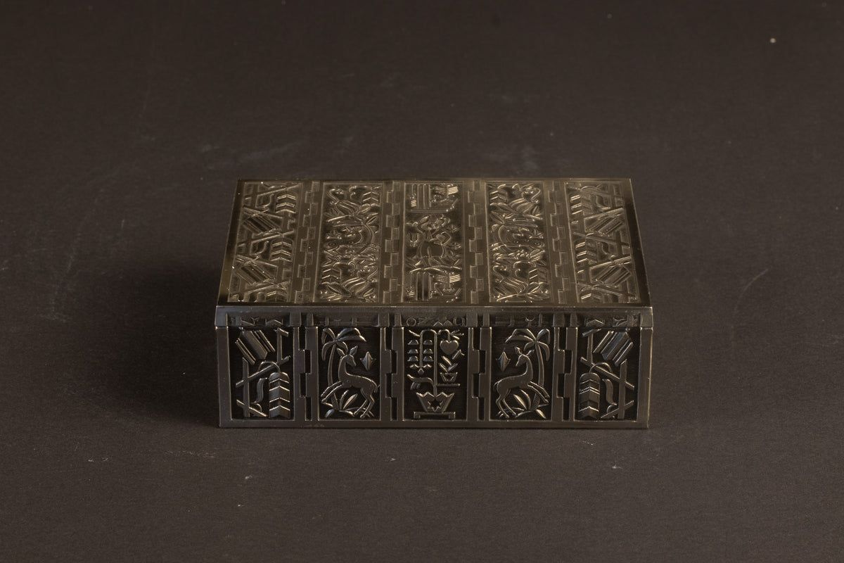 Art-déco-Kassette aus Messing – Eugen Schwemmle für Erhard & Söhne – ca. 1925