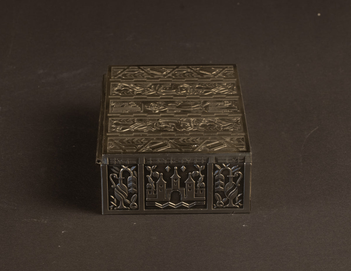 Art-déco-Kassette aus Messing – Eugen Schwemmle für Erhard & Söhne – ca. 1925